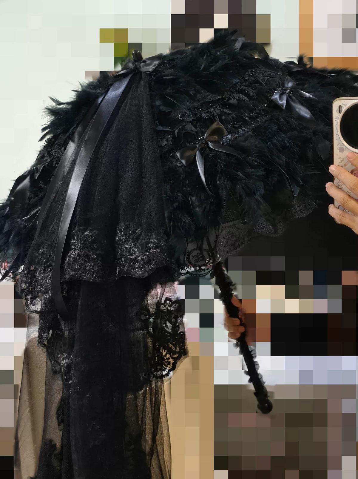 Parasole Gothic Lolita artigianale in piume nere