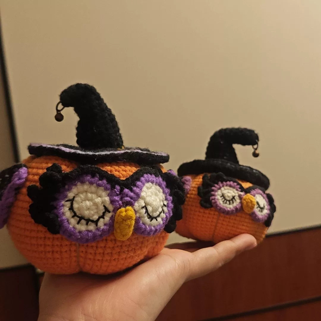 Pendentif Halloween au crochet chouette citrouille