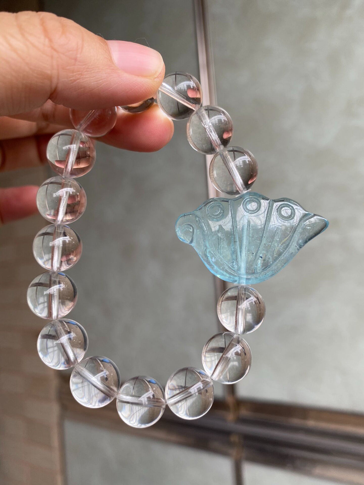 White Crystal Aquamarine Shell Bead Bracelet