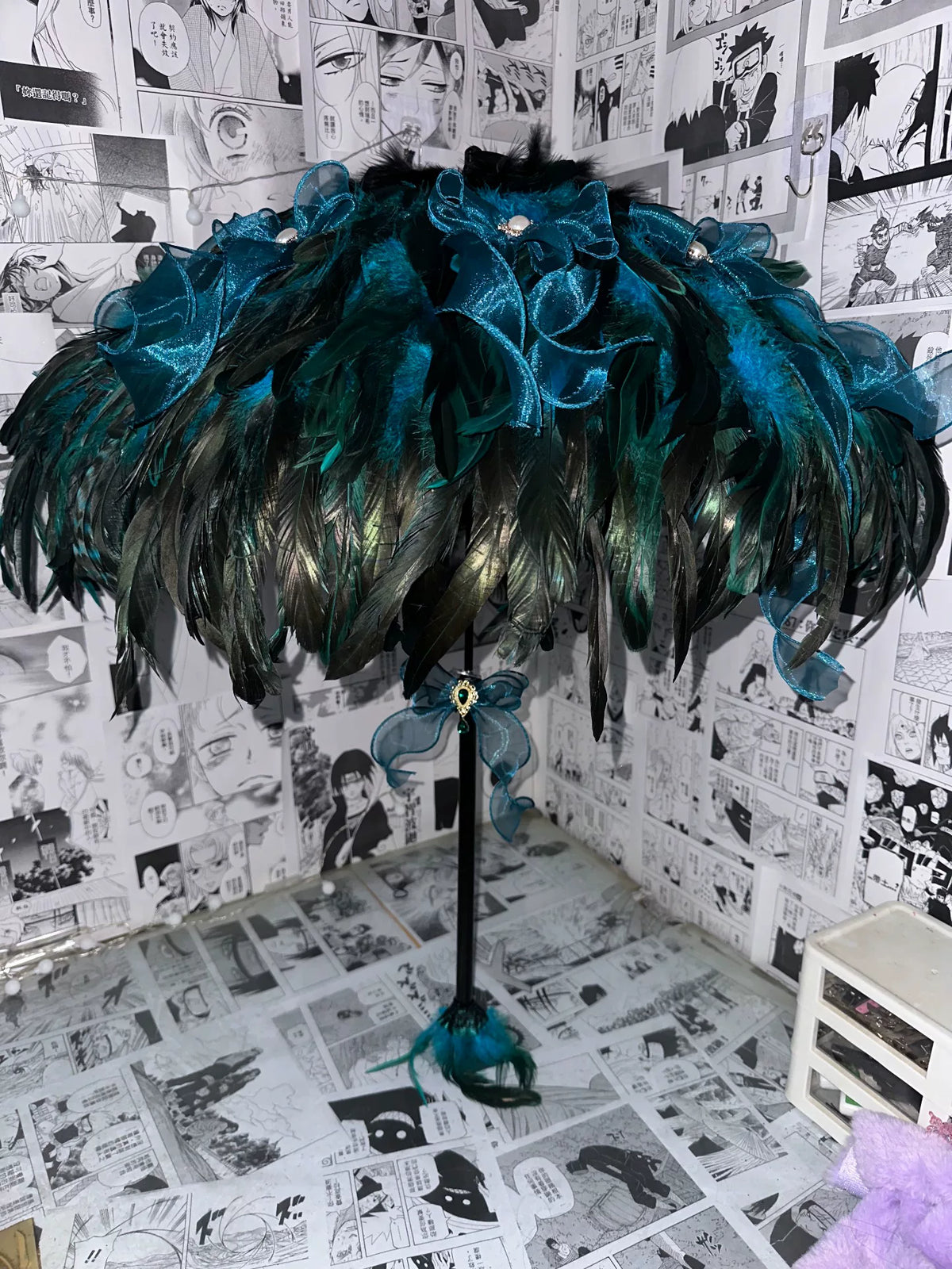 Lolita-parasol met teal veren
