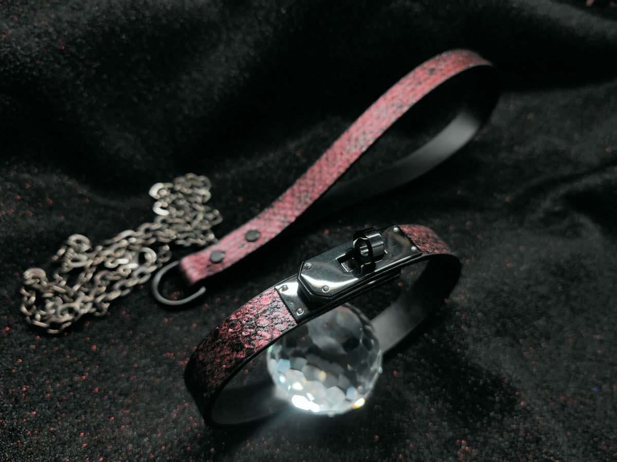 Gothic Kelly Collar Snakeskin Pattern Black Buckle