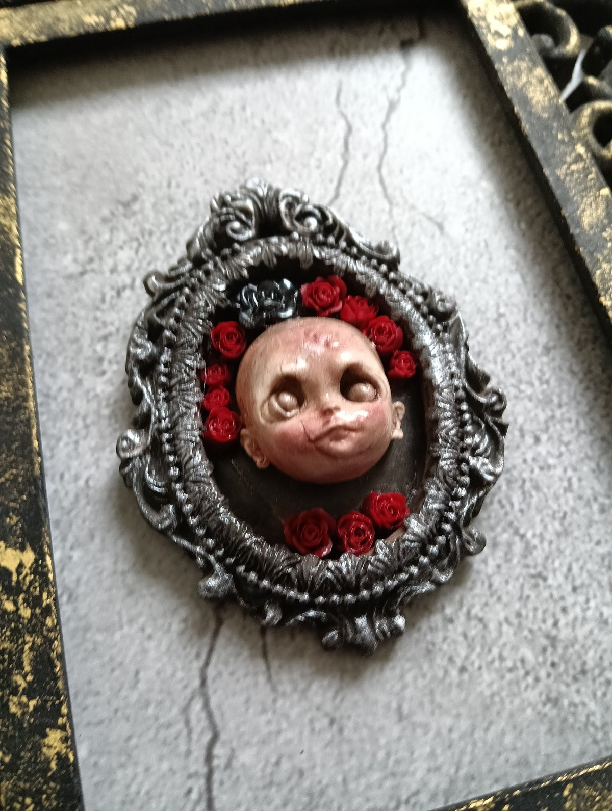 Gotisches Puppengesicht-Rosen-Rahmen-Ornament