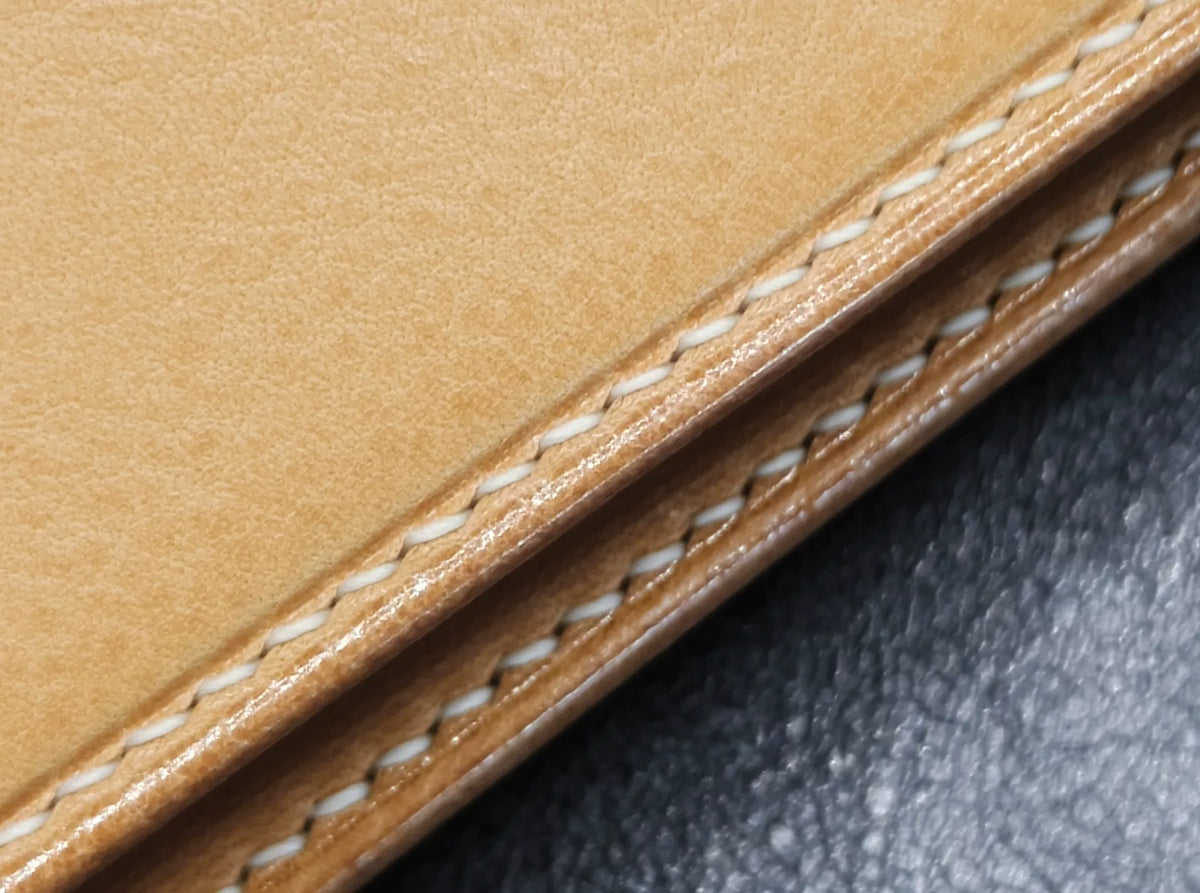 Couverture de carnet à feuilles mobiles A5 - 13 anneaux cuir fauve