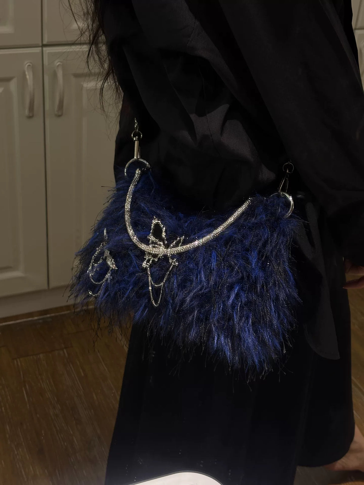Mitternachtsblaue Häkeltasche