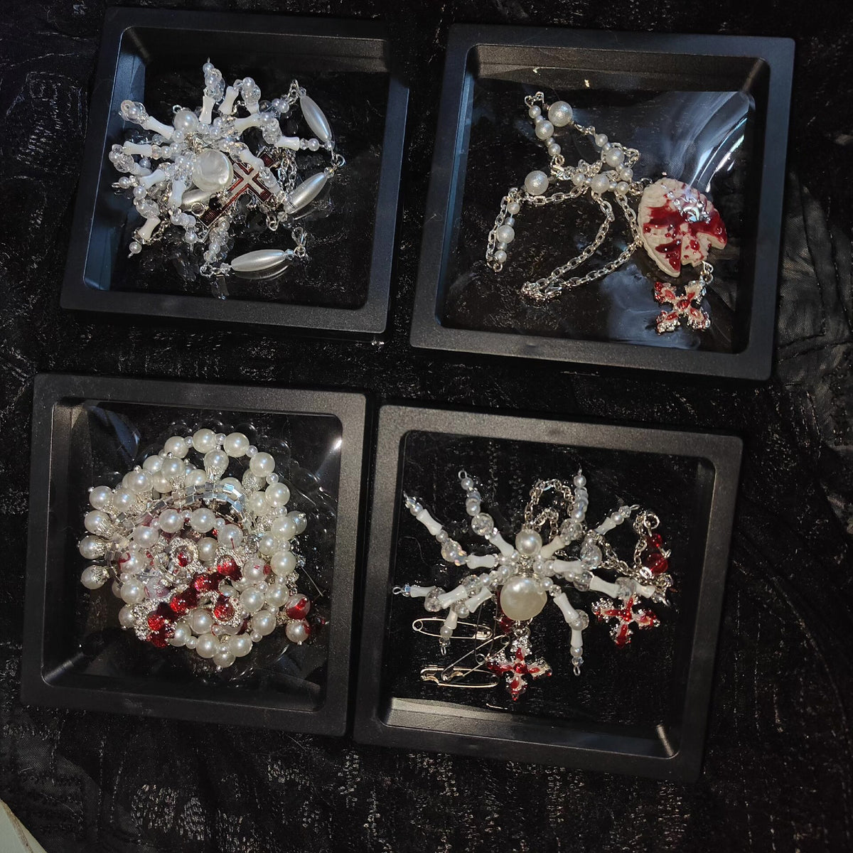 Poseable Bead Spider Lariat Necklace