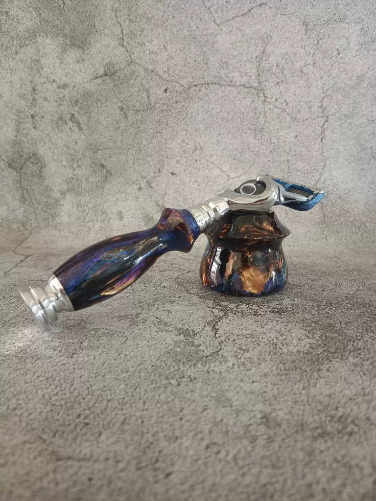 Manual Razor with Marbled Resin Handle