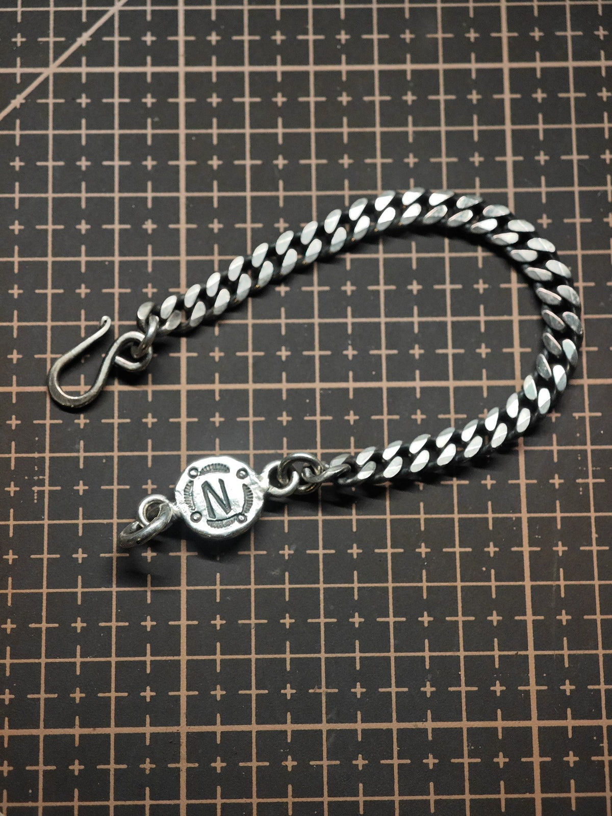 Cubanlänk-armband i 925 sterling silver med anpassad bokstavsbricka