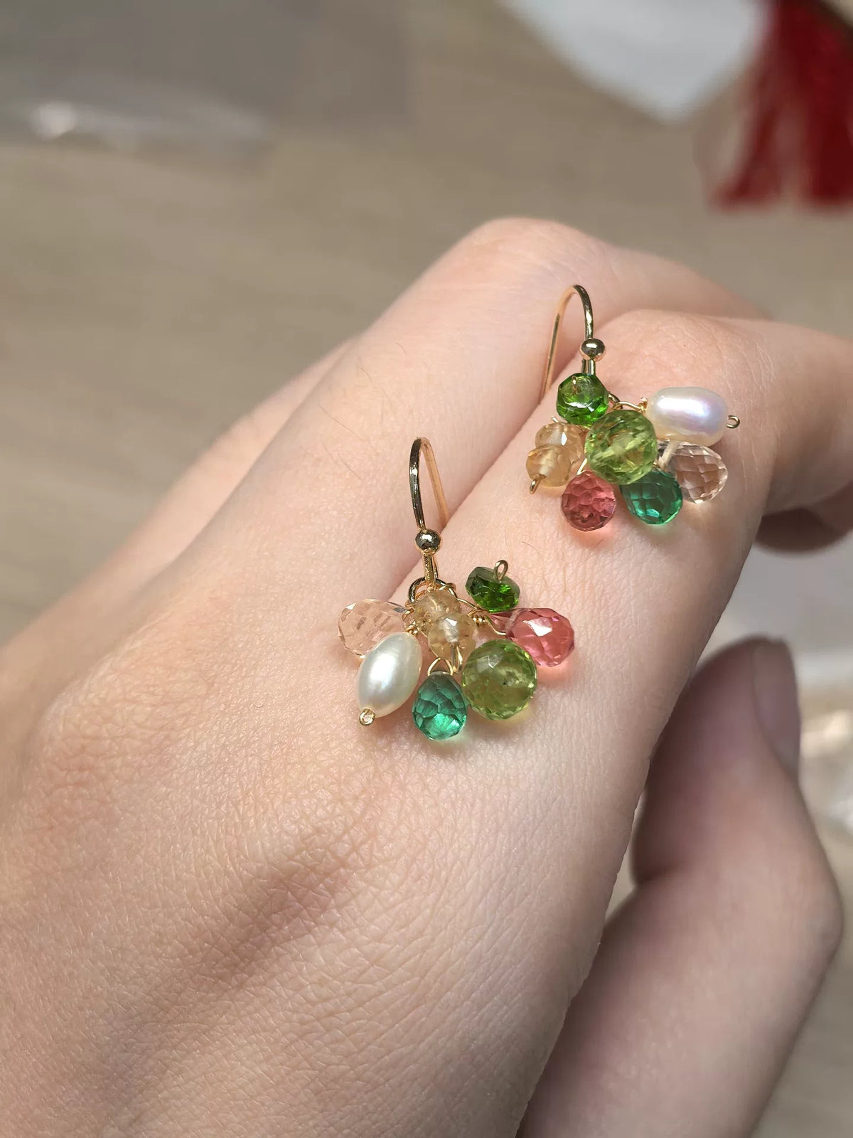 Brincos de Gota com Contas e Pérolas Multicoloridas