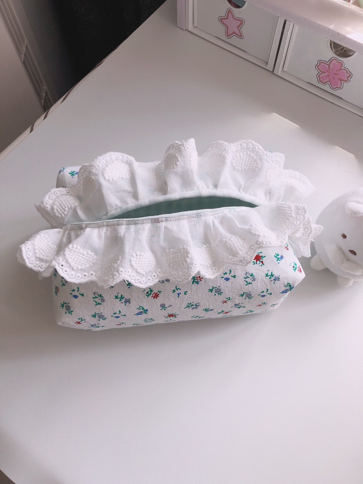 Handmade Floral Lace Tissue Storage Pouch