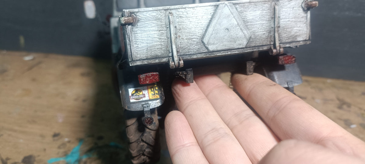 1/18 RC Unimog Jurassic Park verweerd model