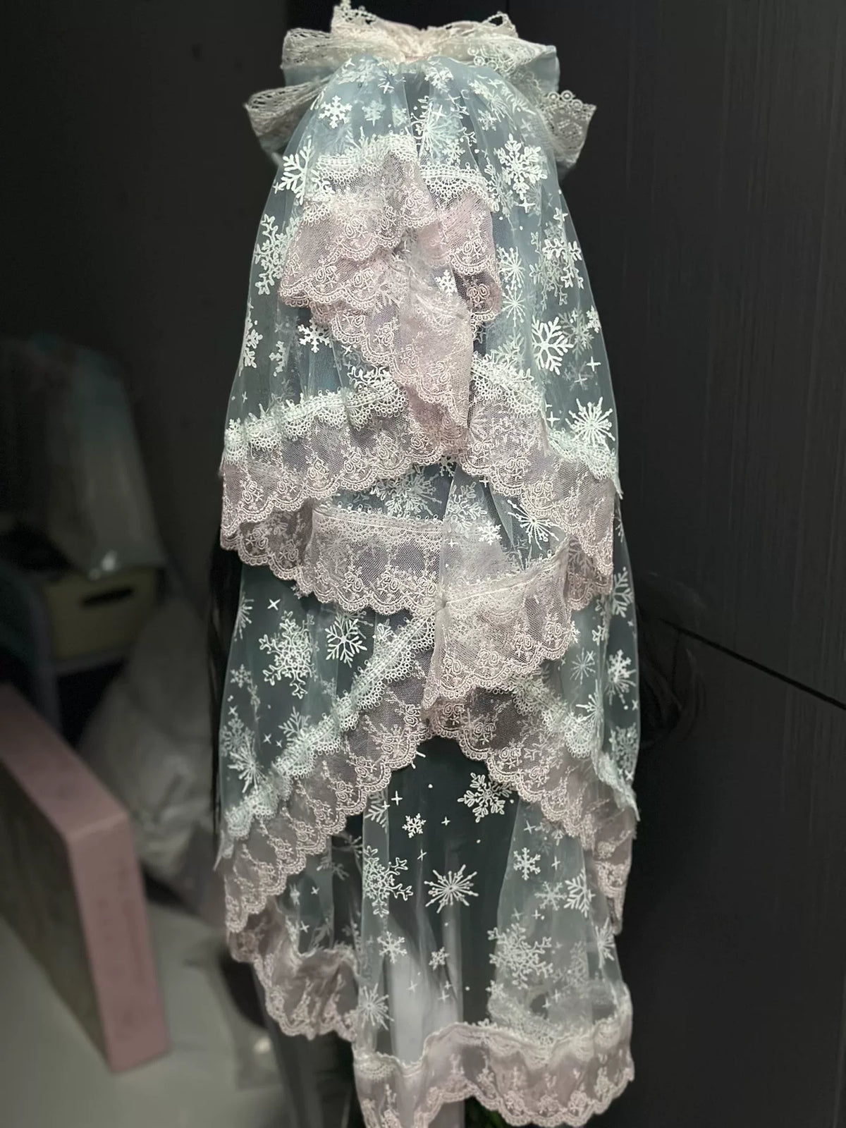 Accessorio fiocco Lolita con velo in tulle azzurro