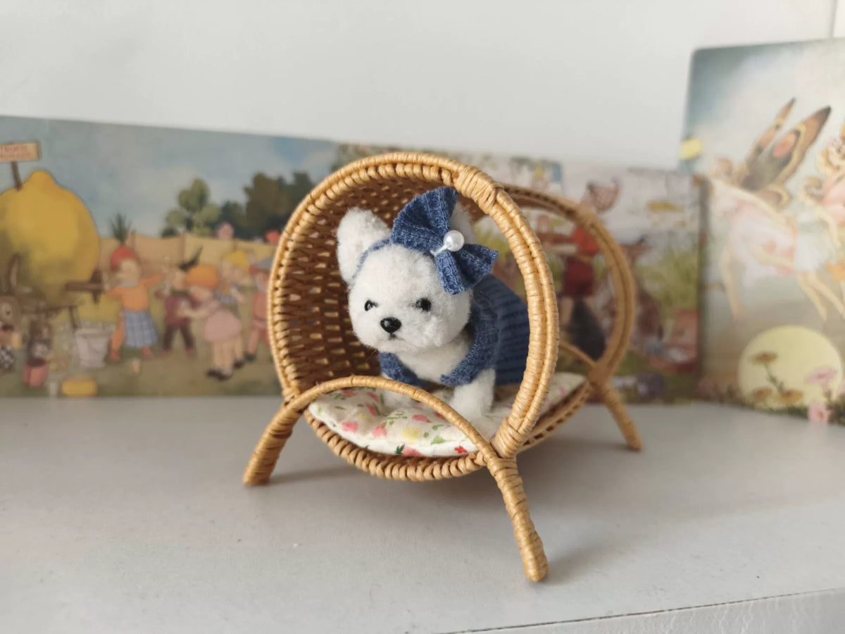 Handwoven Mini Rattan Chair for BJD Dolls