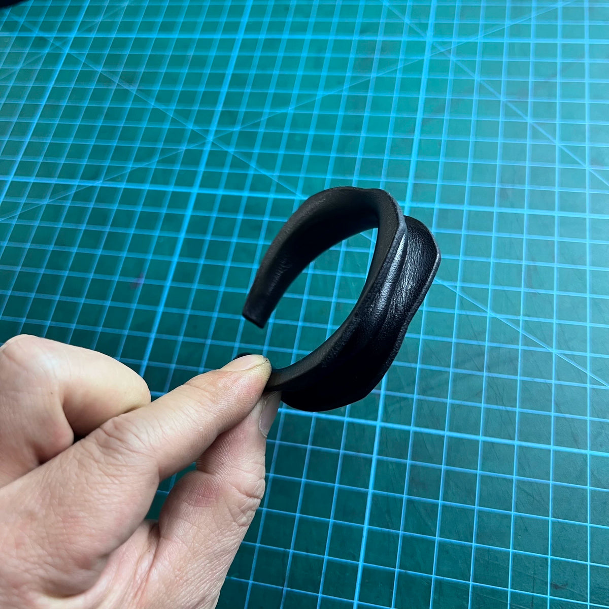 Black Top Grain Leather Cuff Bracelet Bangle