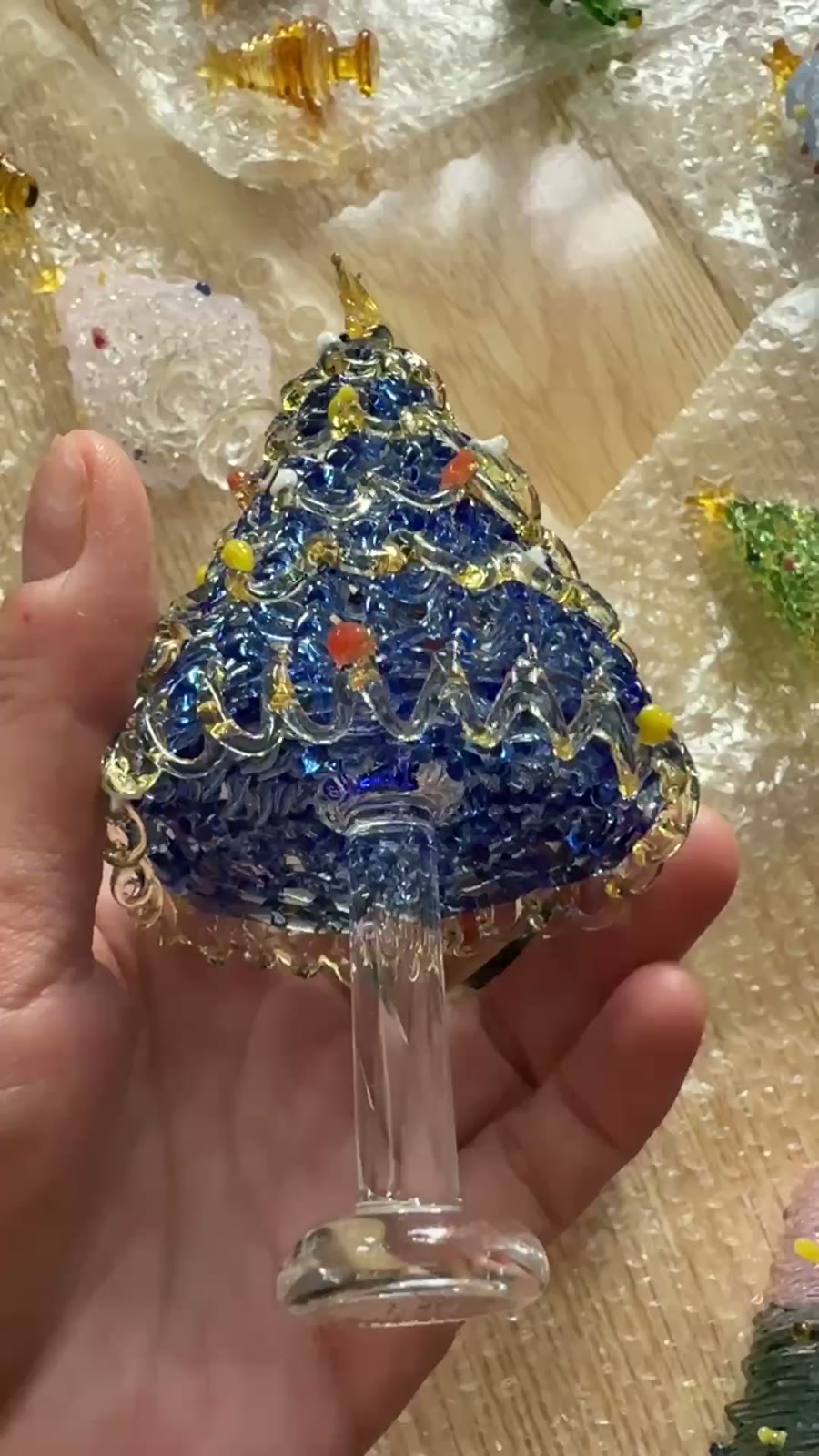 Ornamento per albero di Natale in vetro blu cobalto artigianale