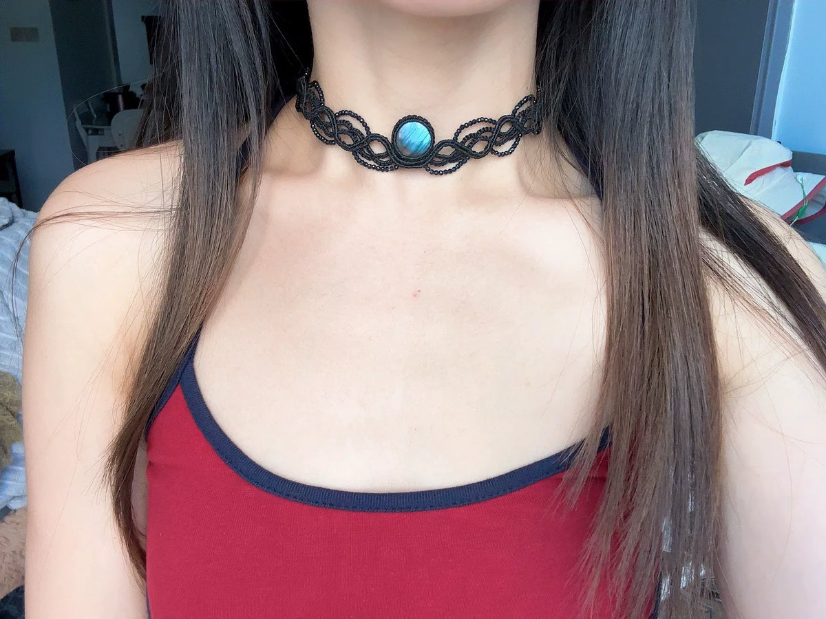 Svart makrame med labradorit choker och runt armband