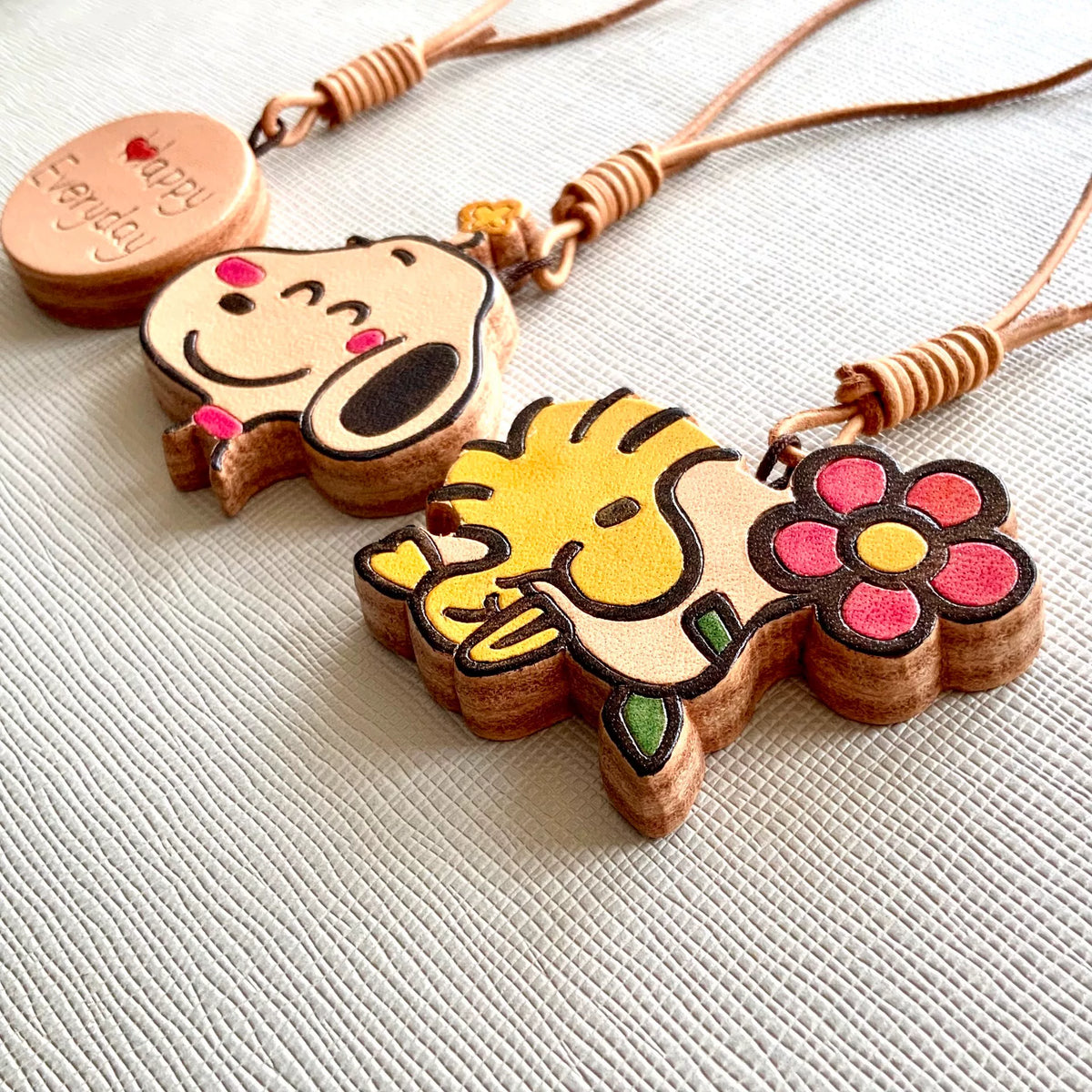 Snoopy Leather Charm Keychain Vegetable Tanned