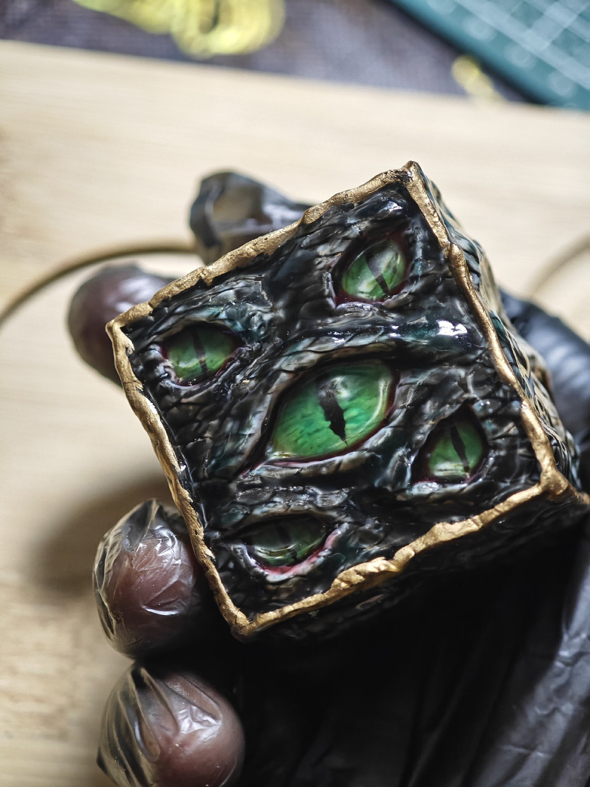 Jujutsu Kaisen Cursed Eye Resin Dice