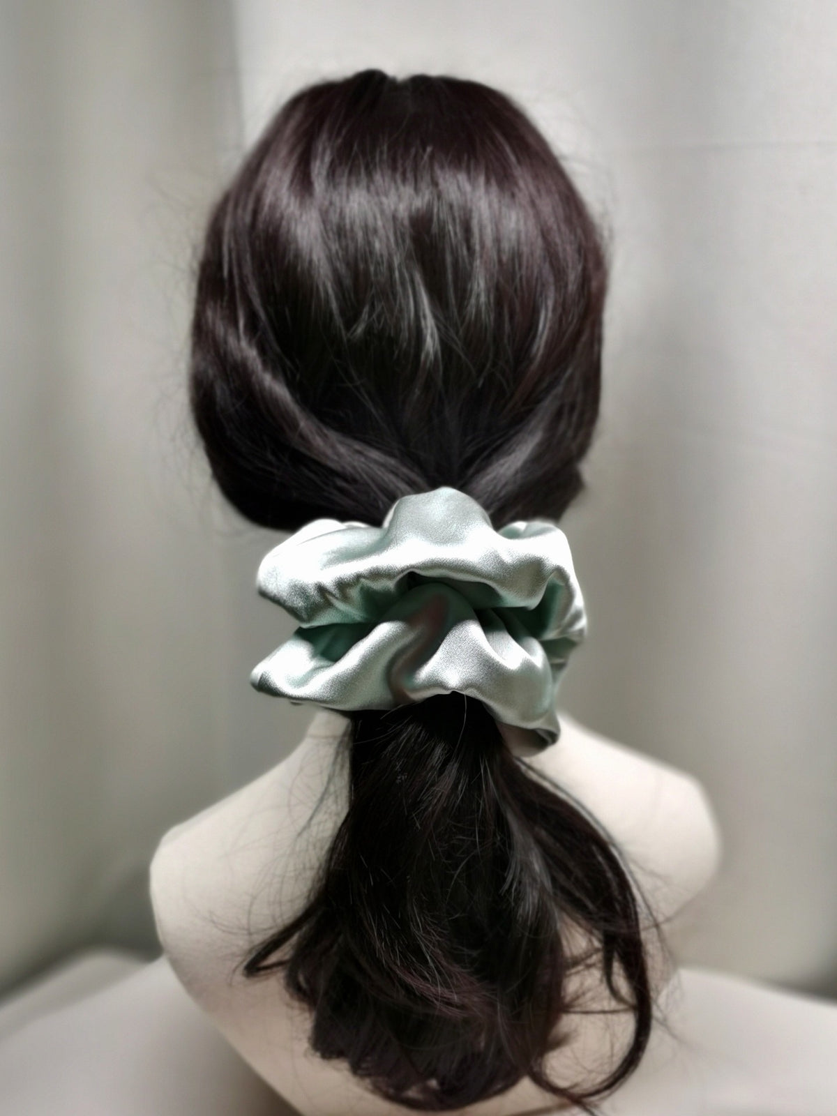 935198128070 - Image 3