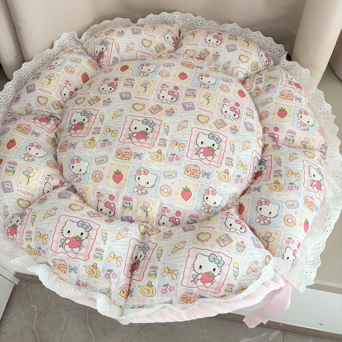 Round Bolstered Cat Bed with Hello Kitty Pattern