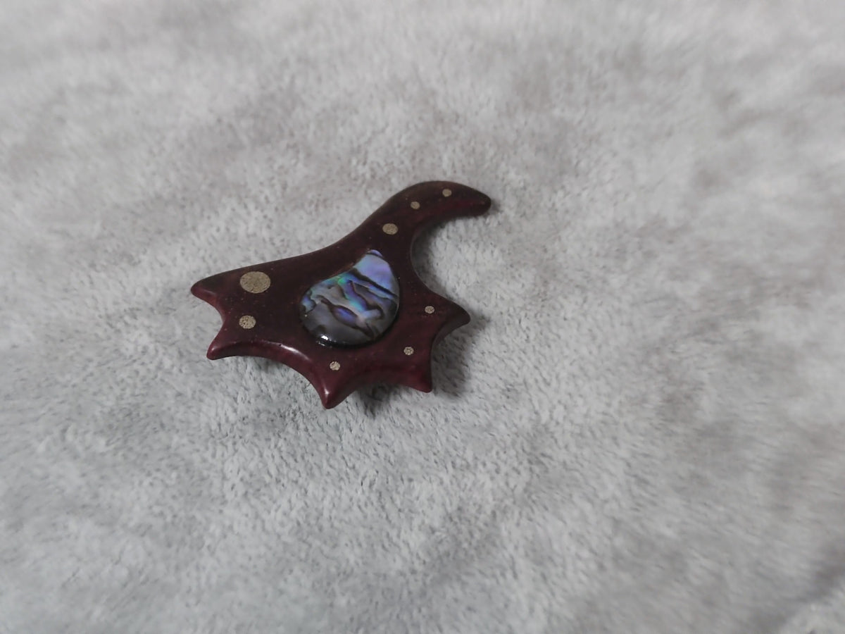 Red Sandalwood Abalone Star Brooch