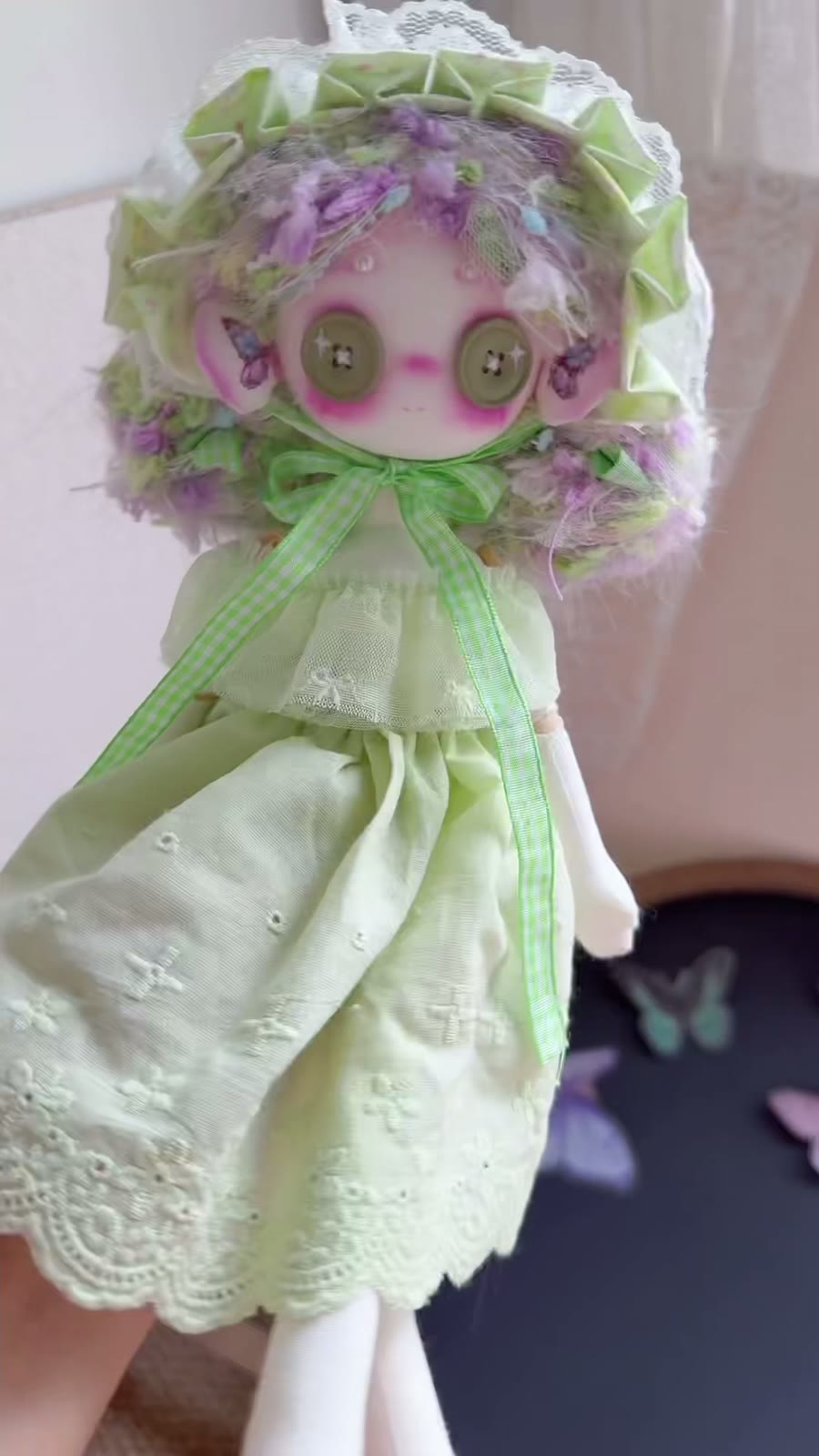 Art Doll Artigianale Posizionabile con Capelli Pastello