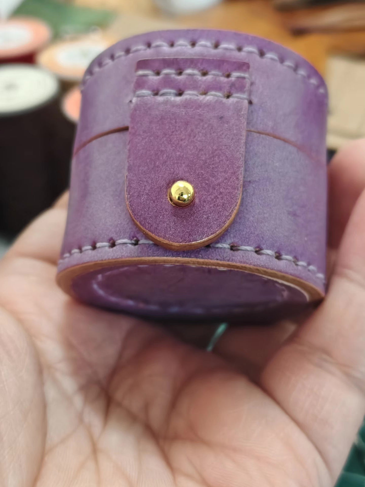 Vegetable Tanned Leather Thumb Ring Case