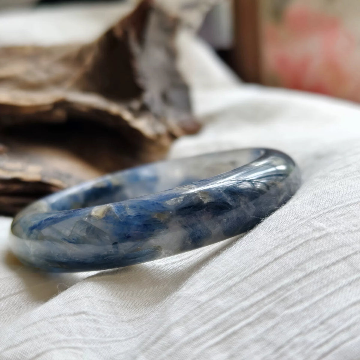 Natürlicher Kyanit-Armreif Blau 55,2 mm