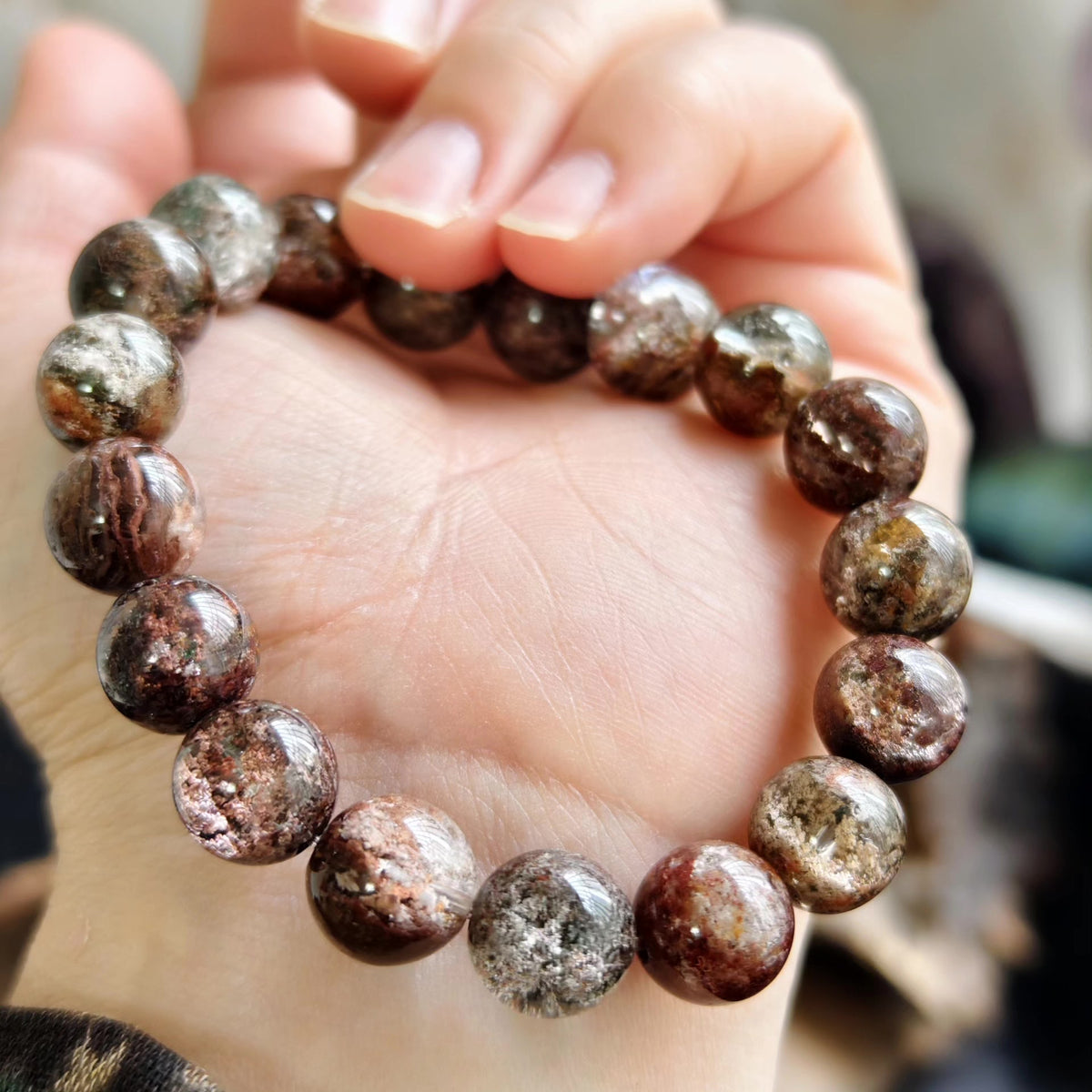 Phantom Quartz Beaded Bracelet Reddish Brown Purple