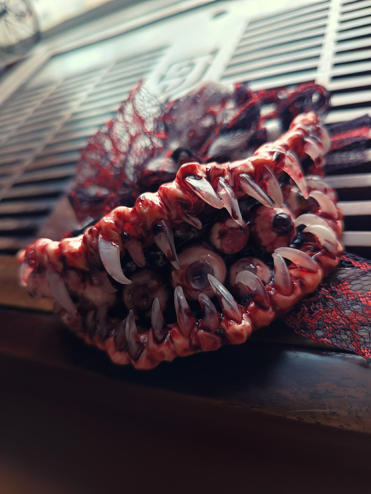 837252749989 - Image 4