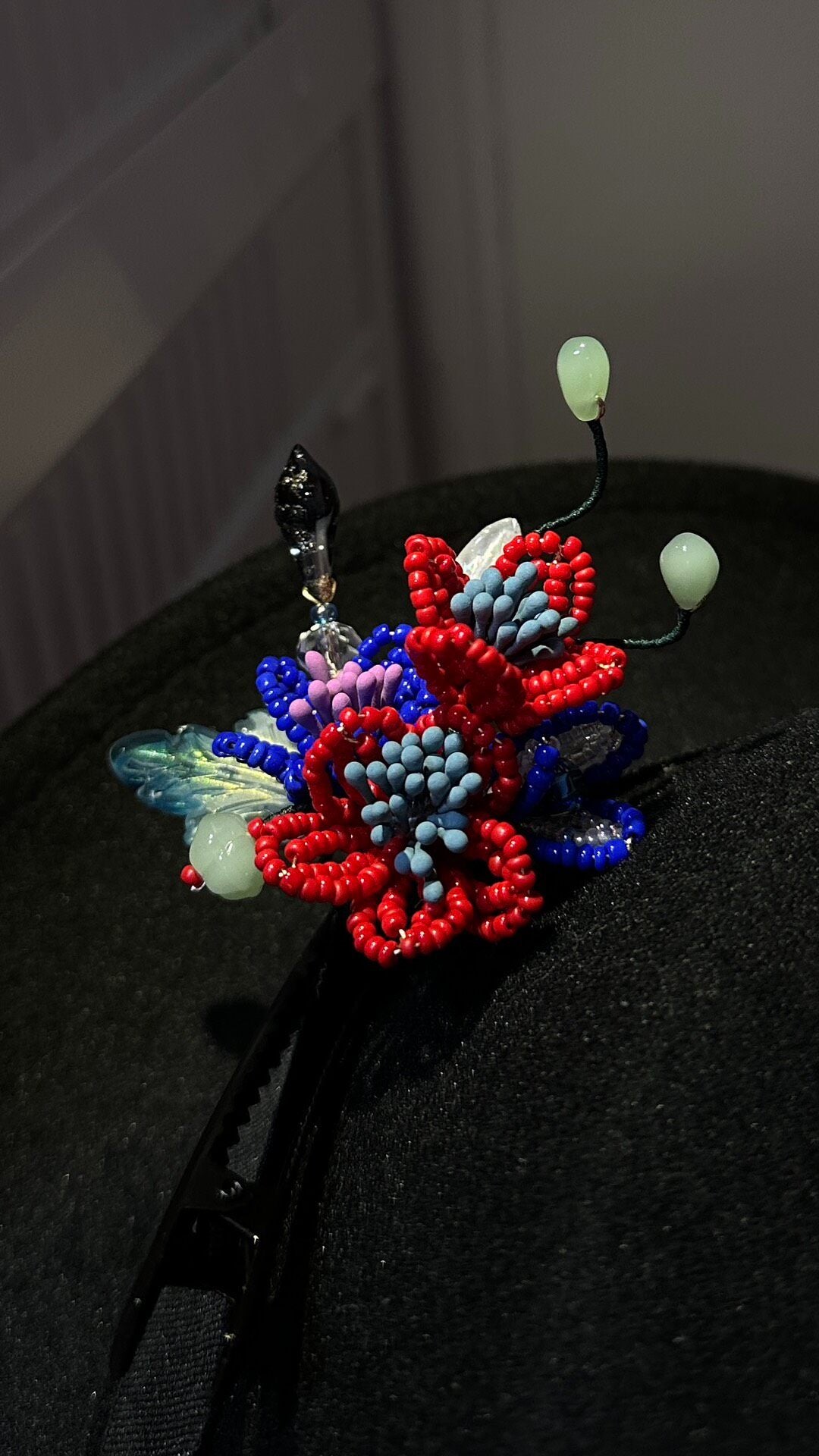 Beaded Floral Hair Clip Red Blue
