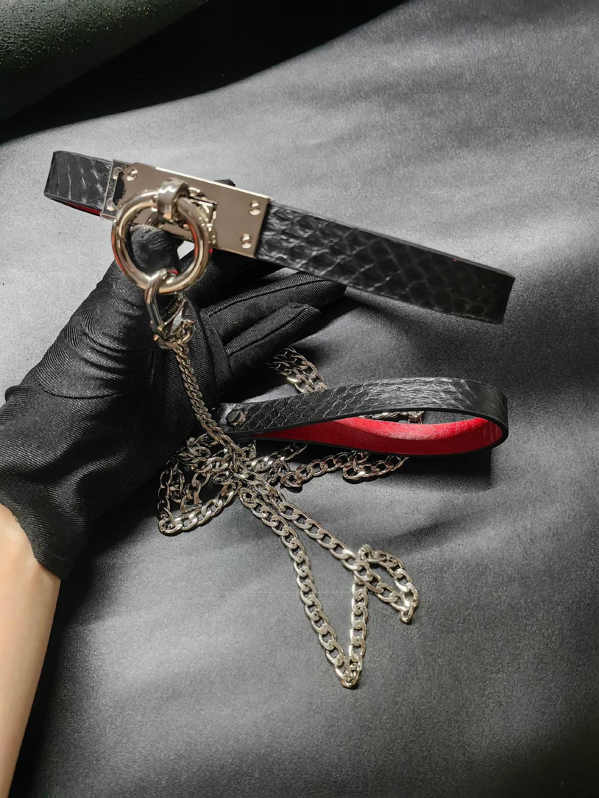 Red Black Snakeskin Collar Leash Set