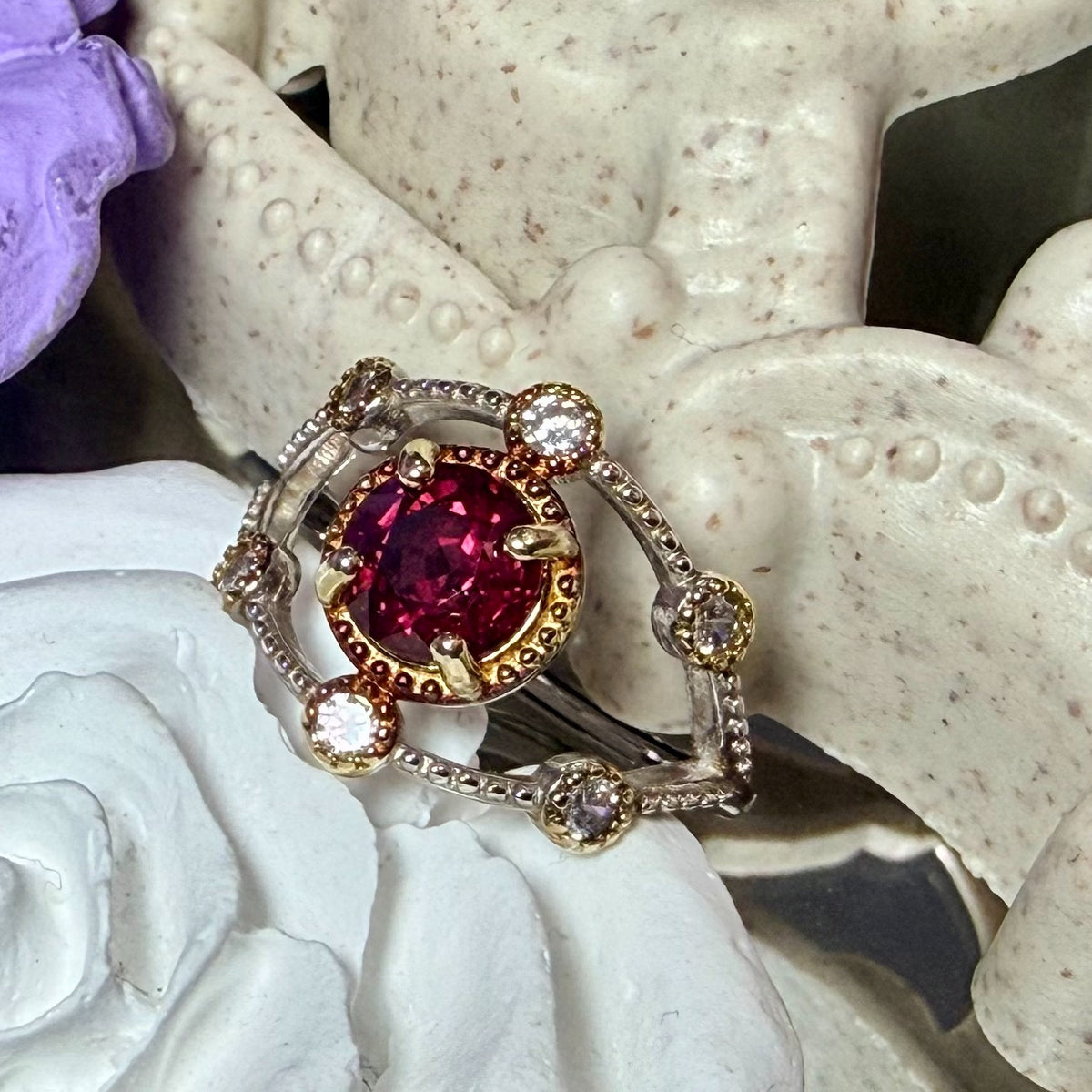 S925 Silver Garnet Openwork Eye Ring