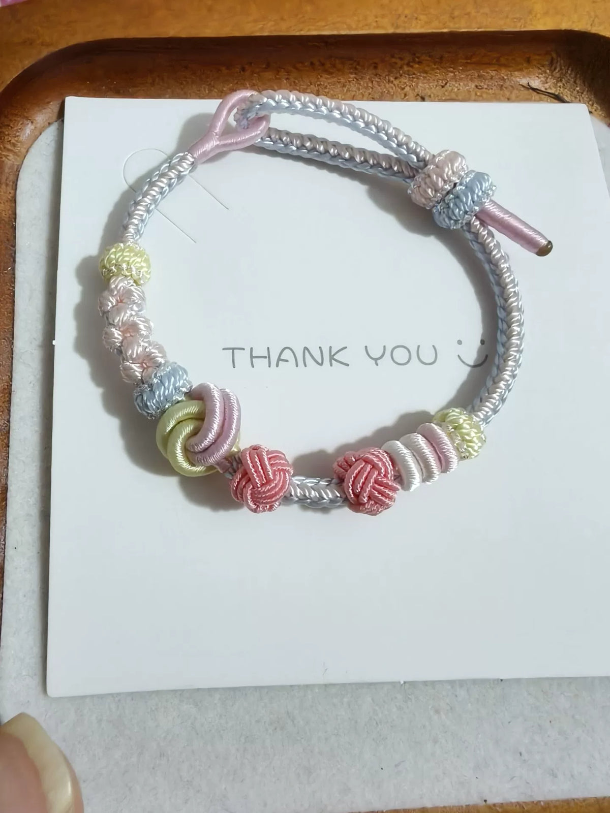 Pulsera de Cordón en Degradado Rosa y Azul Tejida a Mano