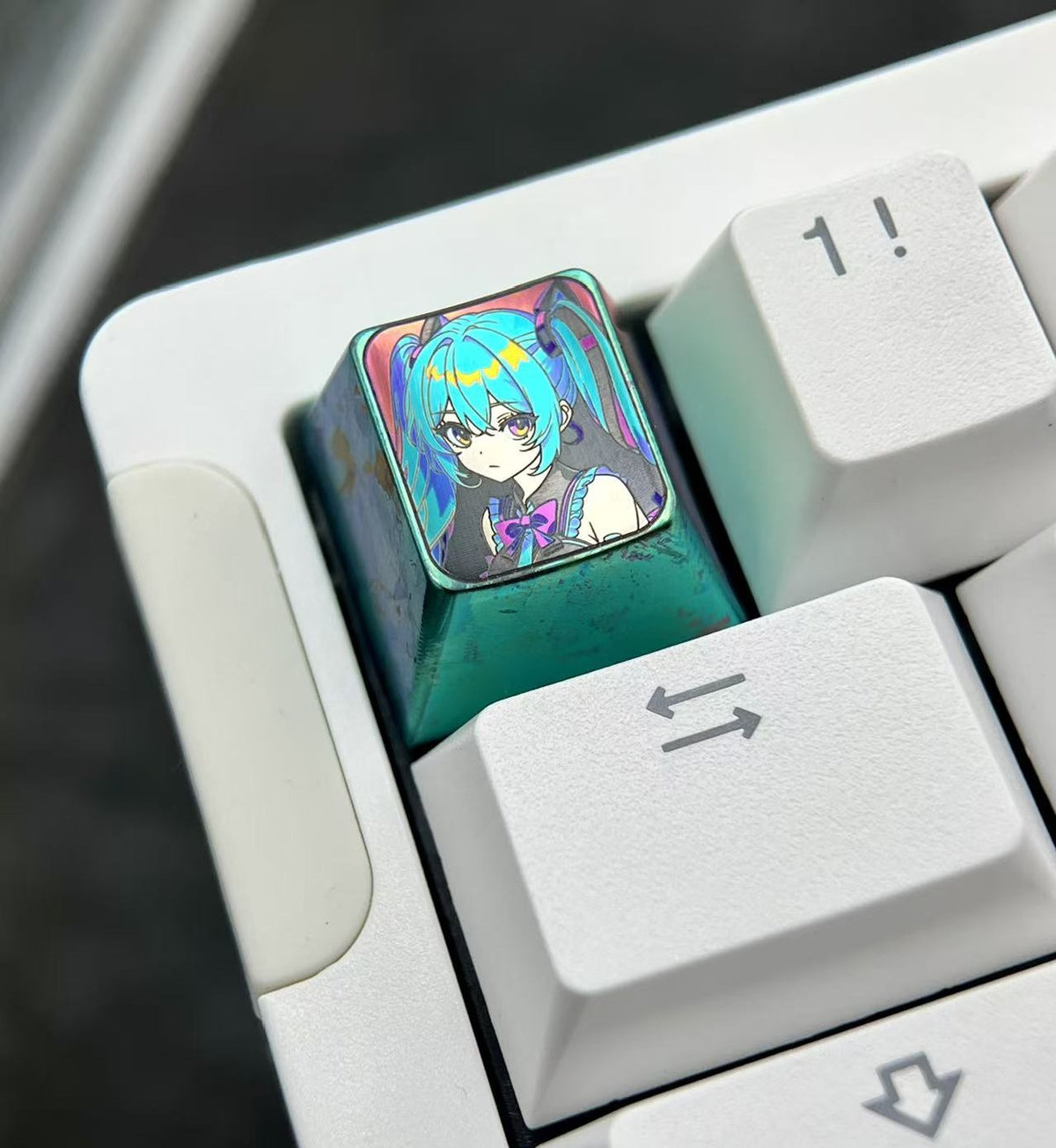 Hatsune Miku Titanium Alloy 1u Keycap