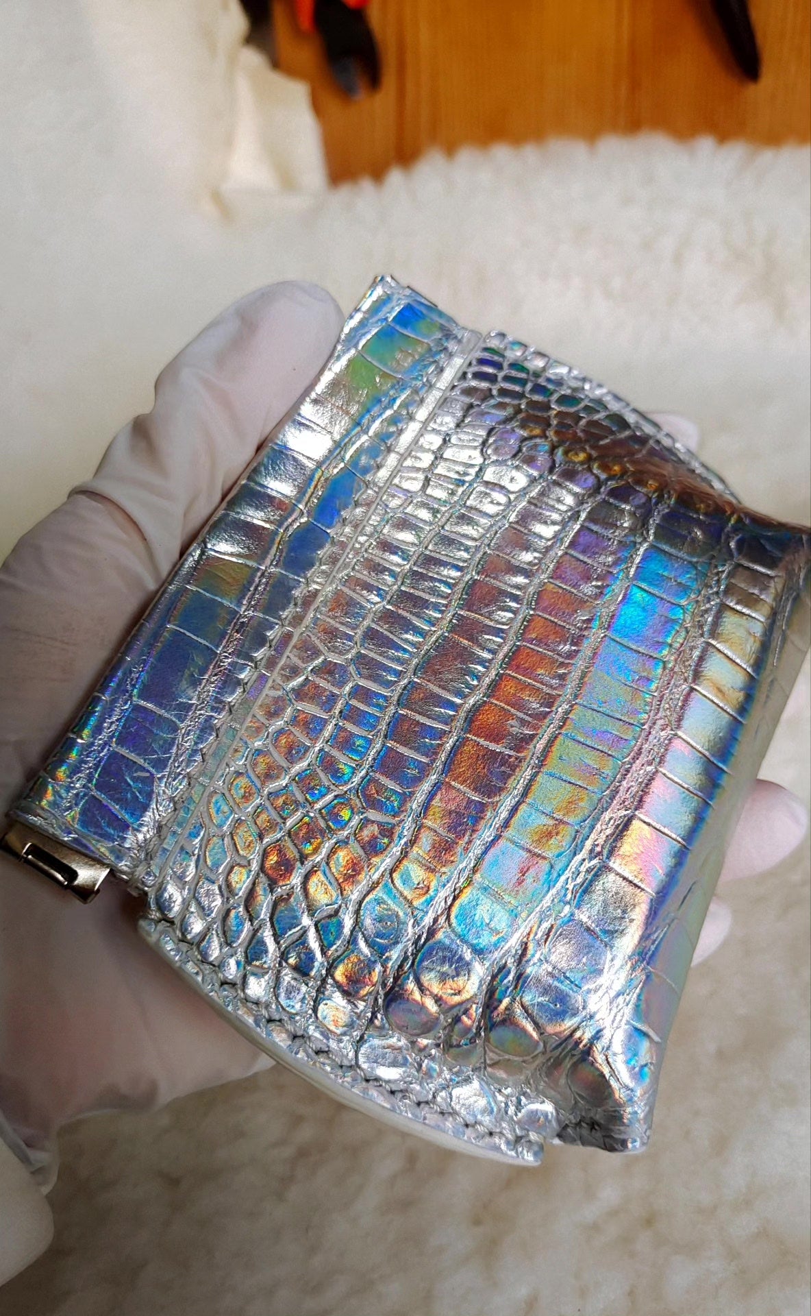 Custodia wenwan in pelle di pesce iridescente