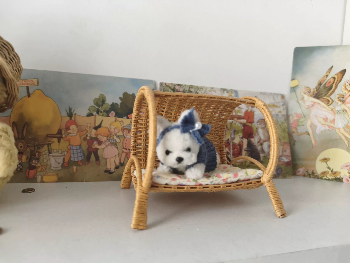 Handwoven Mini Rattan Chair for BJD Dolls