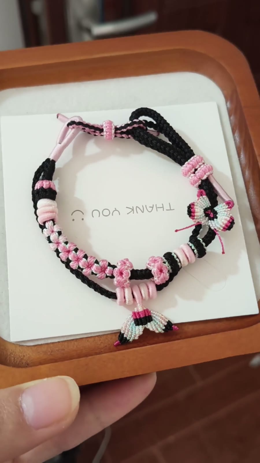 Bracelet en cordon tressé à la main dégradé noir et rose