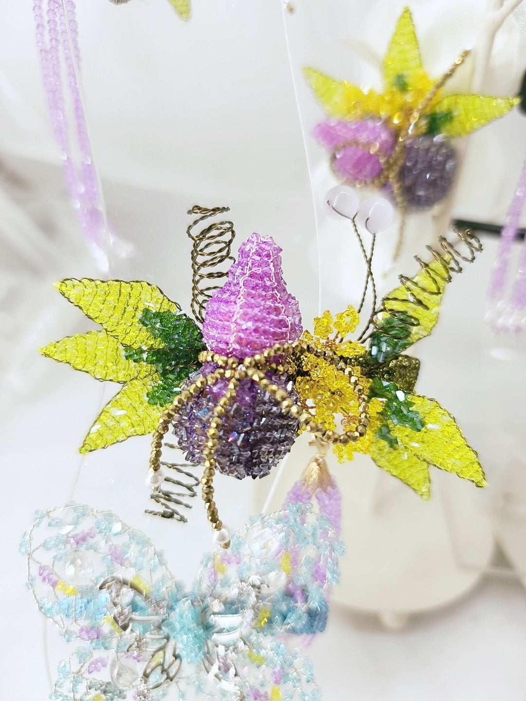 Handcrafted Wire Beaded Gourd Hair Clip