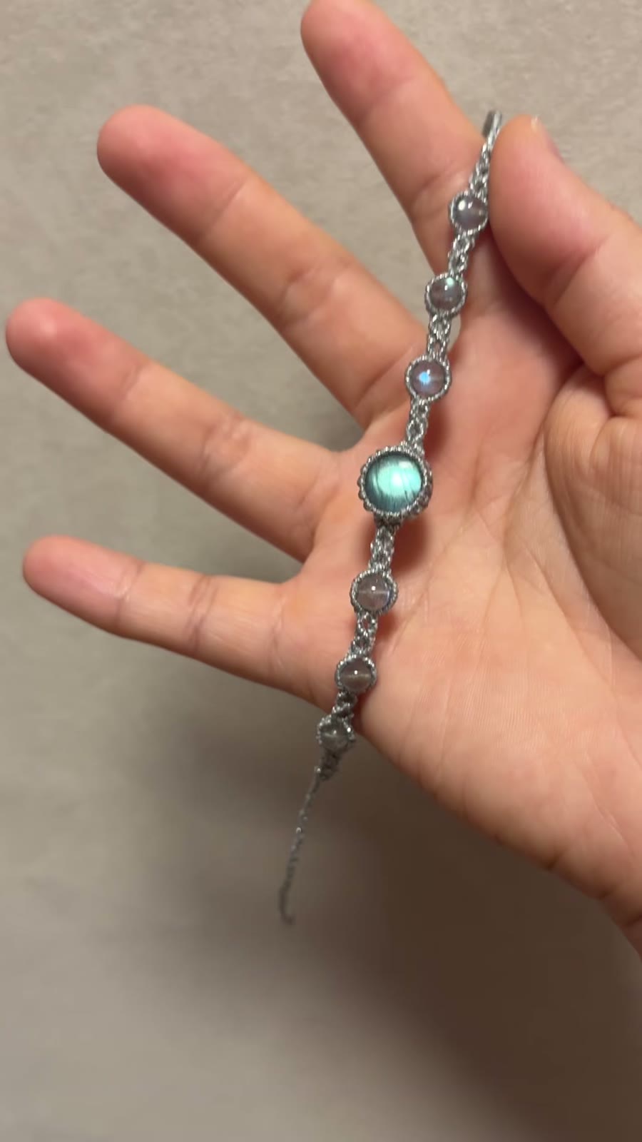Bracelete Artesanal de Labradorite e Pedra da Lua