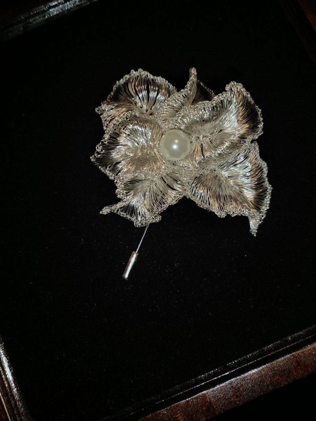 Silver Wire Iris Flower Brooch