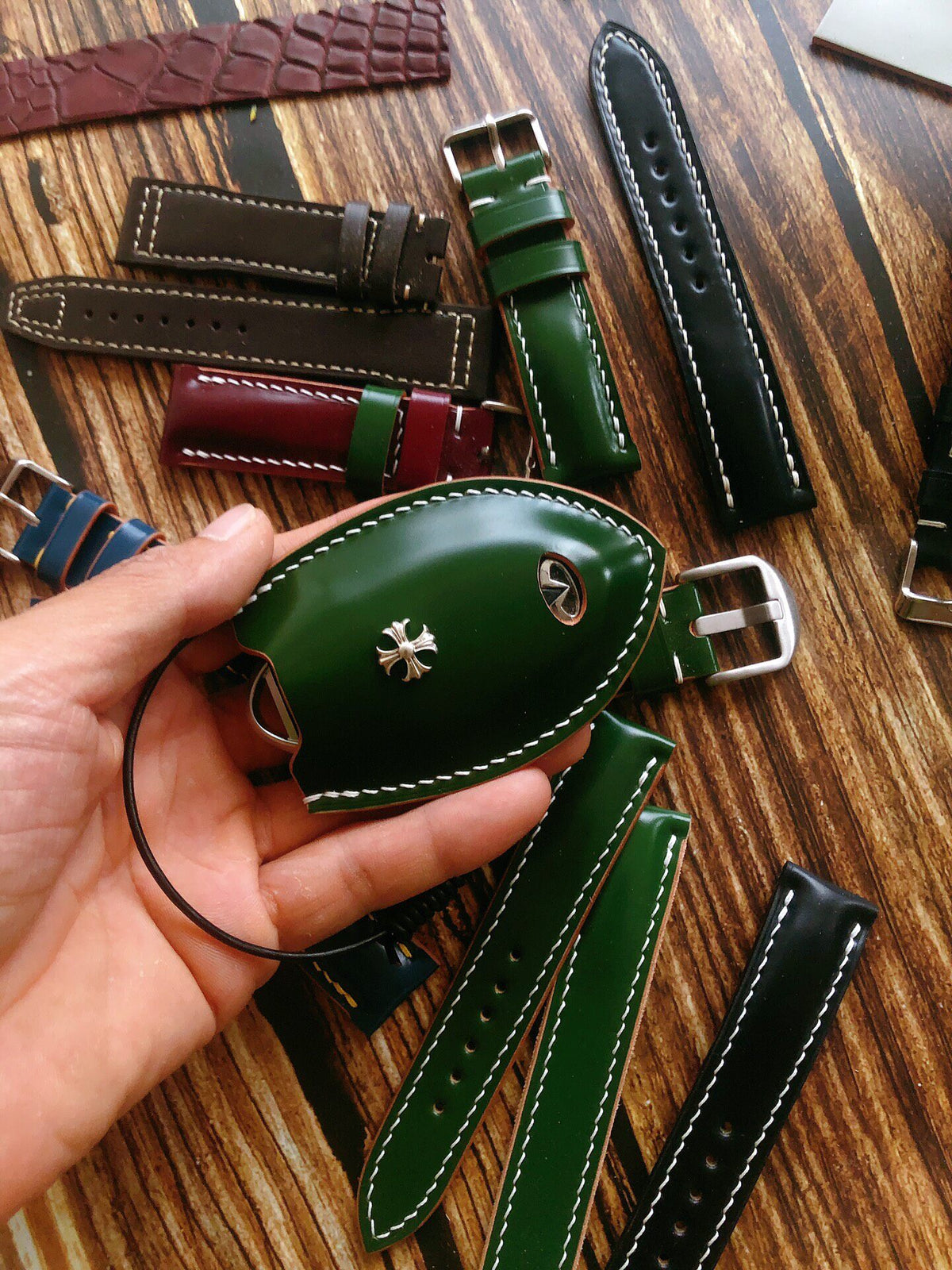 Infiniti Cordovan Leather Key Case