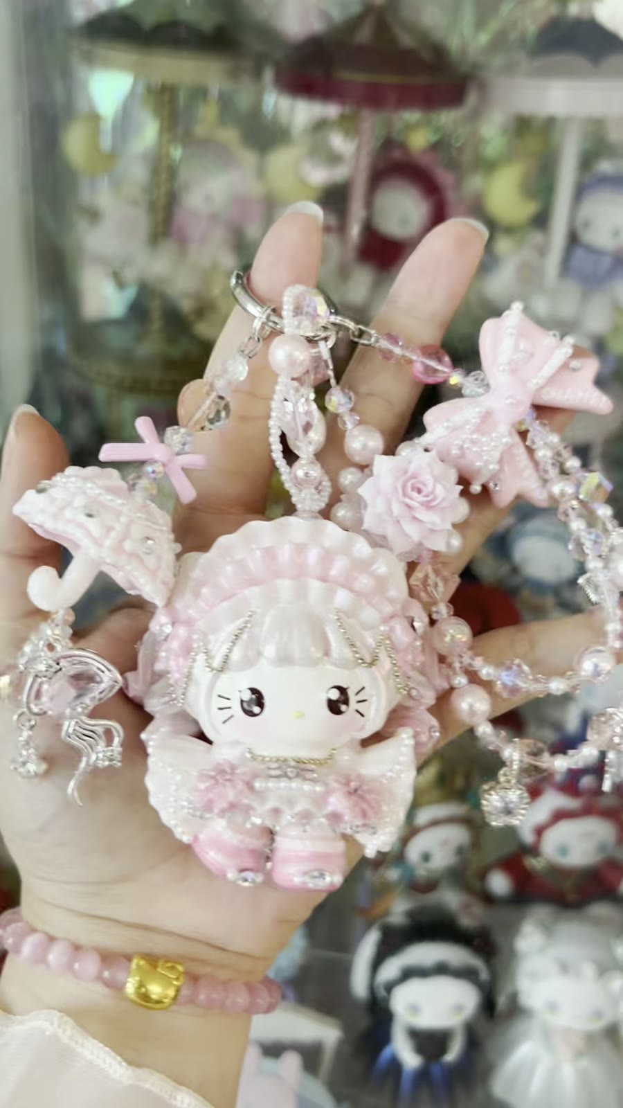 Handgefertigter Hello Kitty Braut-Perlen-Telefonanhänger