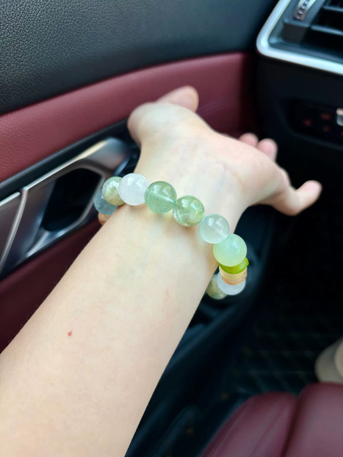 Pulseira de Contas Multigemas Verdes