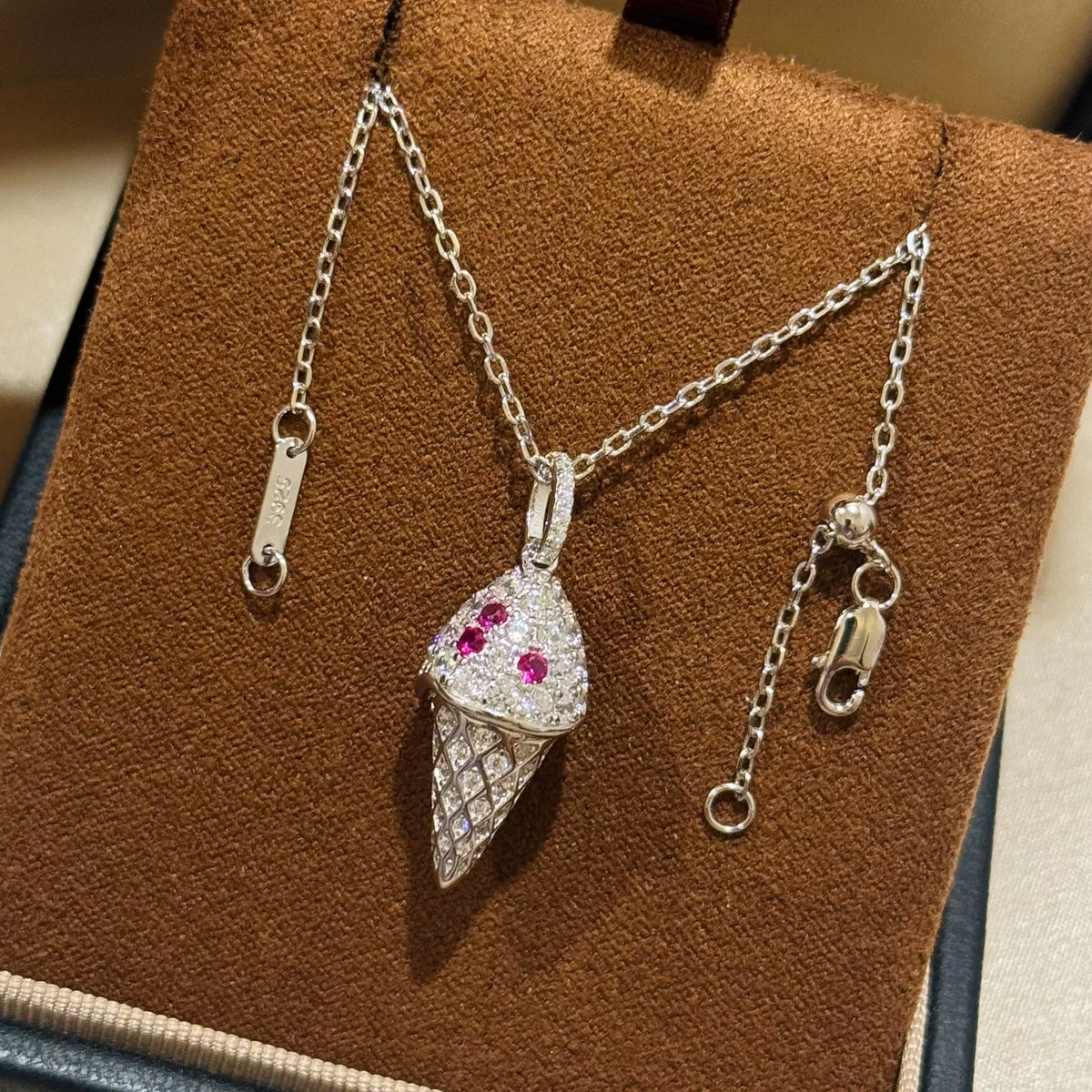 Collar con colgante de helado en plata S925