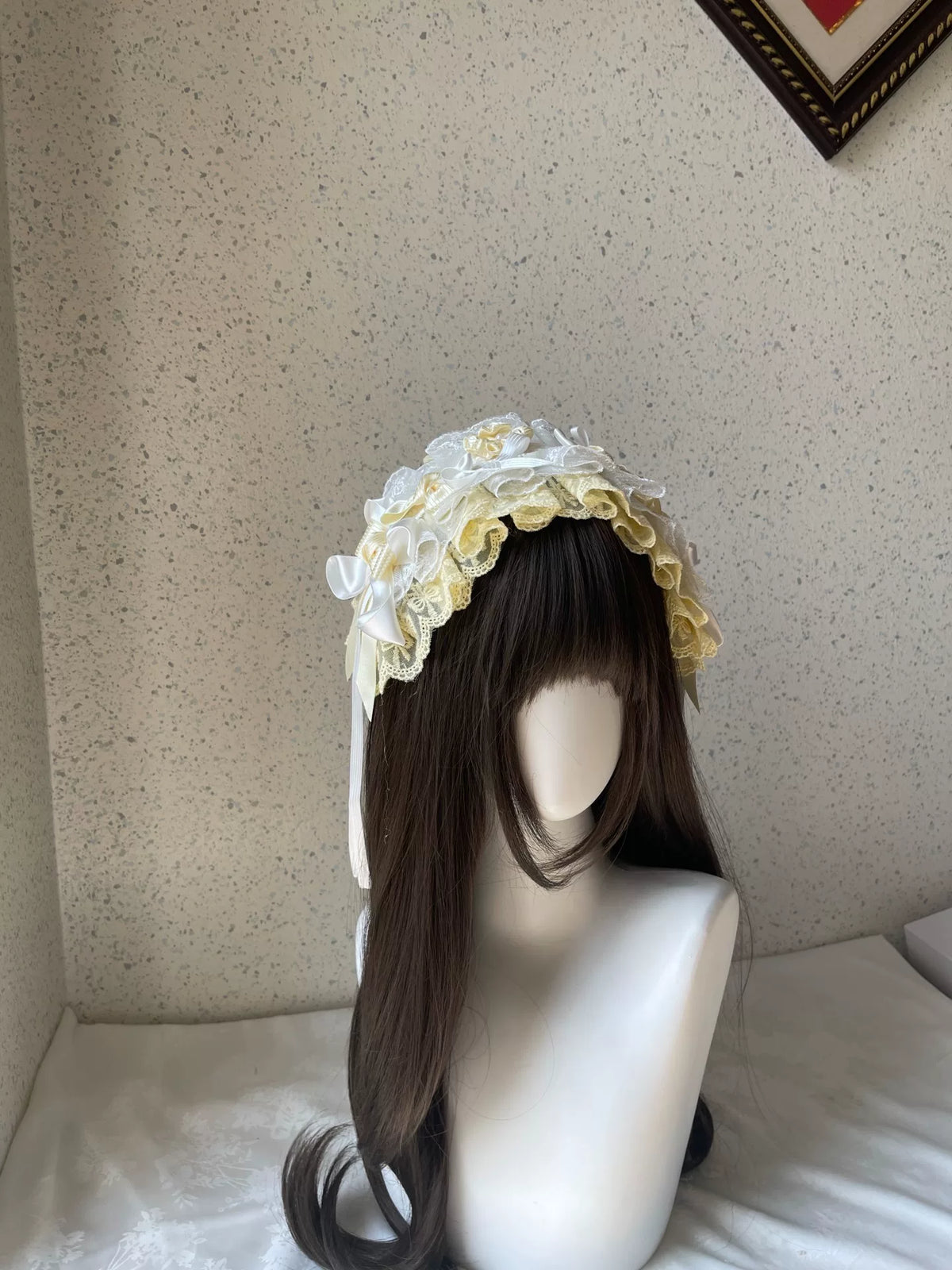 Diadema Lolita Artesanal Amarillo y Blanco con Encaje