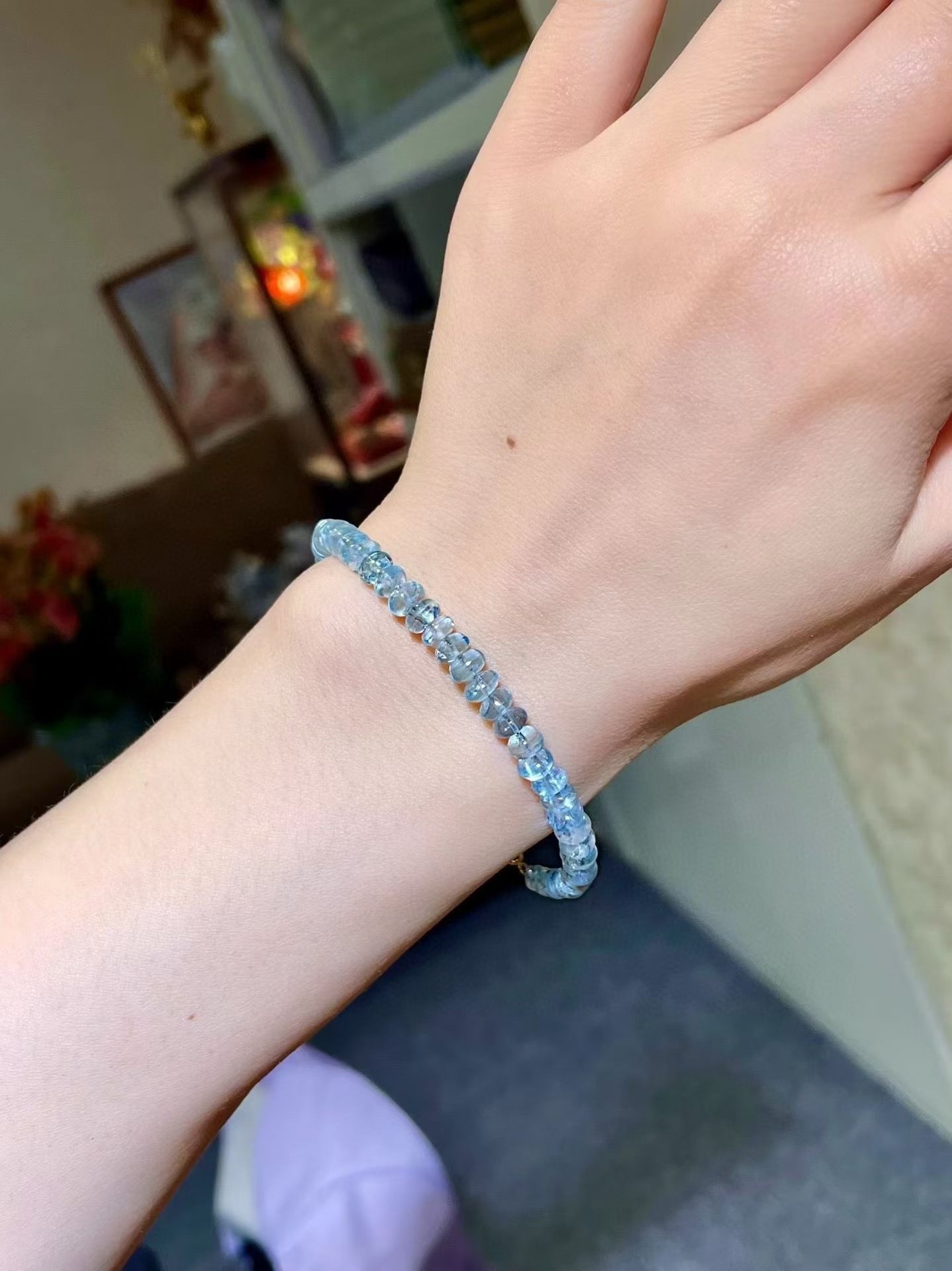 Blue Topaz Abacus Bead Bracelet 4.1-5.8mm