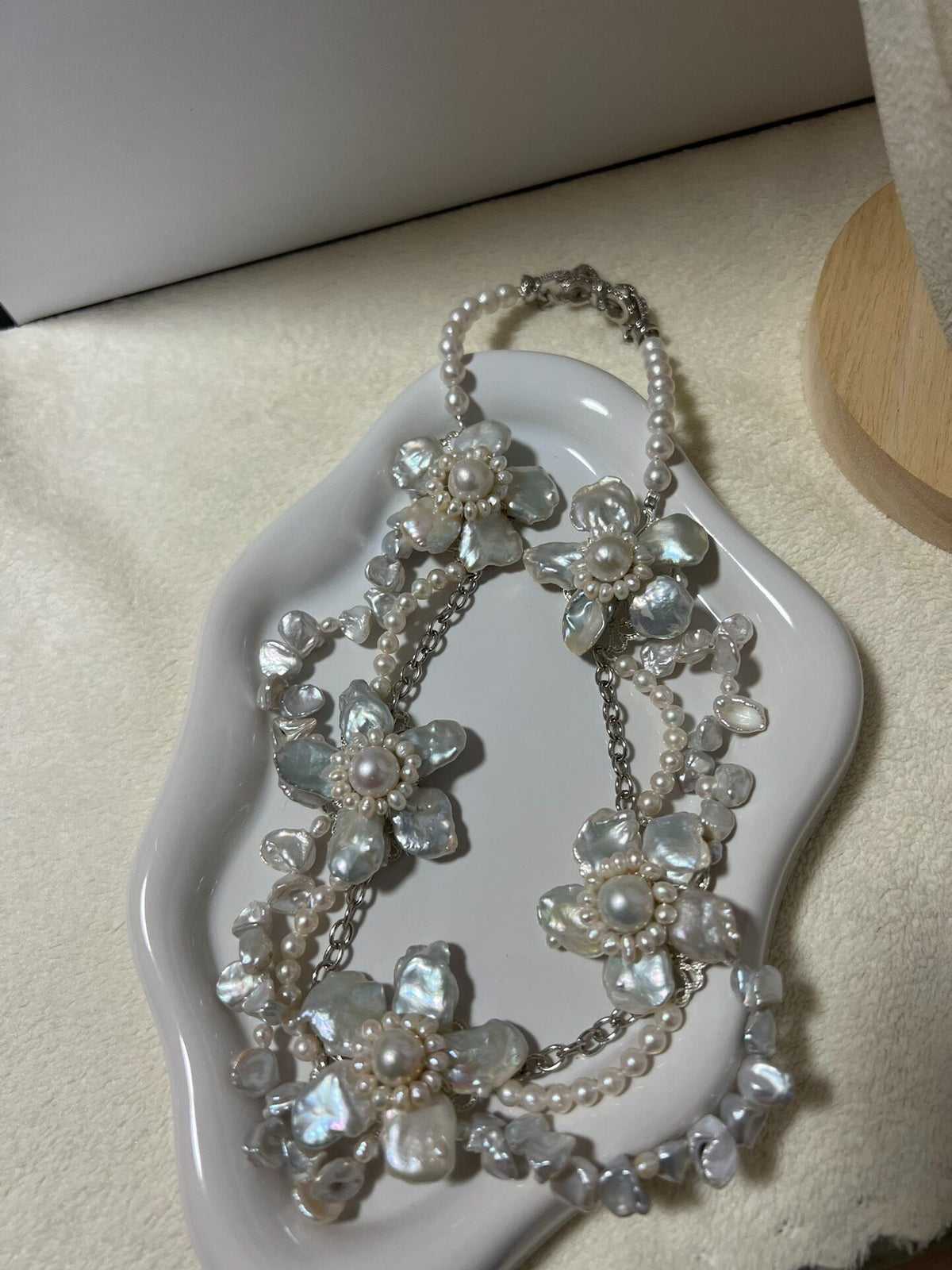 Silver Blue Shell Floral Pearl Necklace