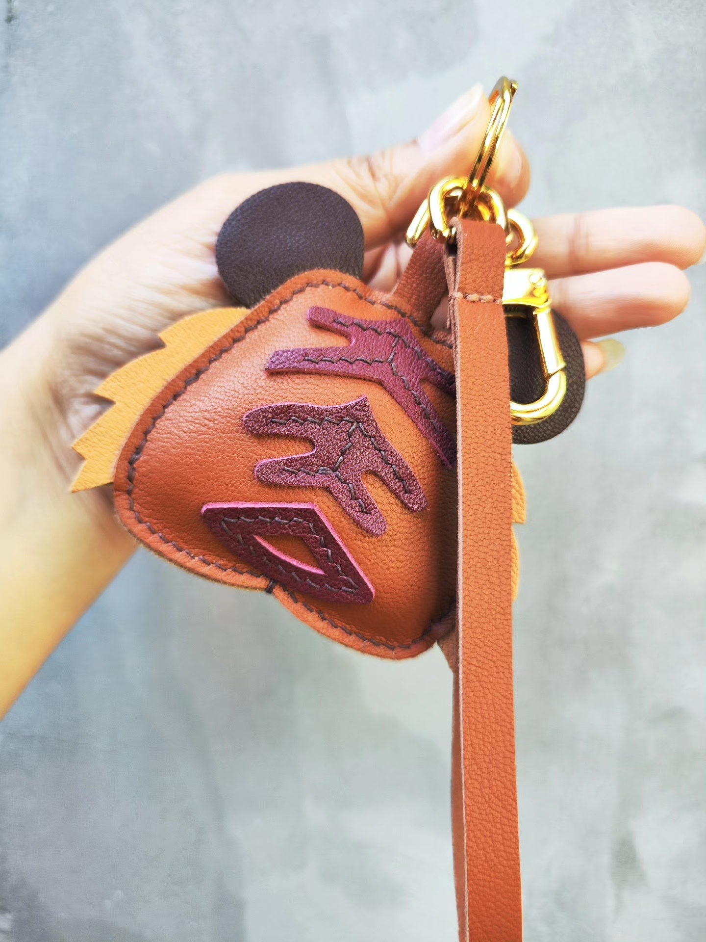 Genuine Leather Tiger Head Keychain with Gold-Tone Hardware