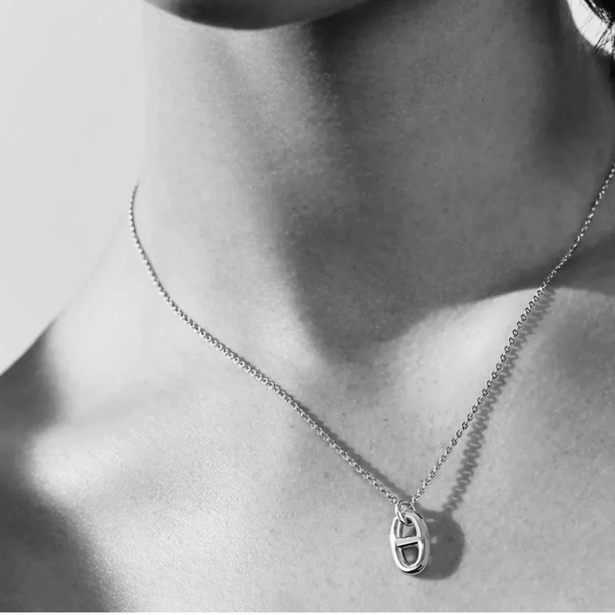 Collar con dije de nariz de cerdo en plata S925