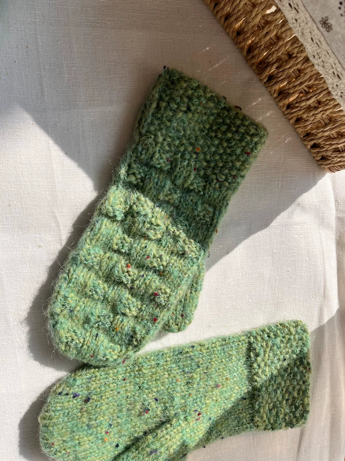 Guantes sin dedos de lana pura tejidos a mano